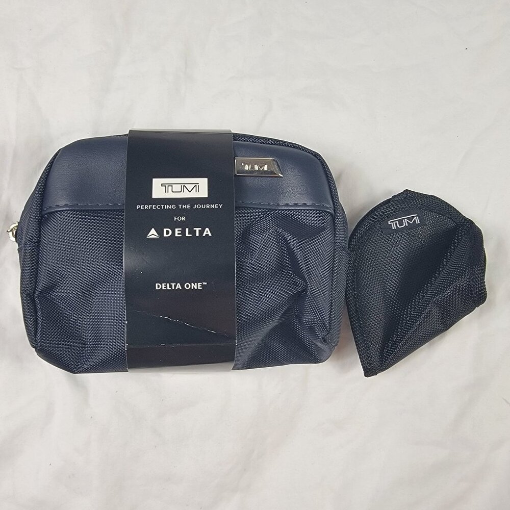 TUMI For Delta Travel Toiletry Bag Case Set Navy Blue Nylon With Eye Mask